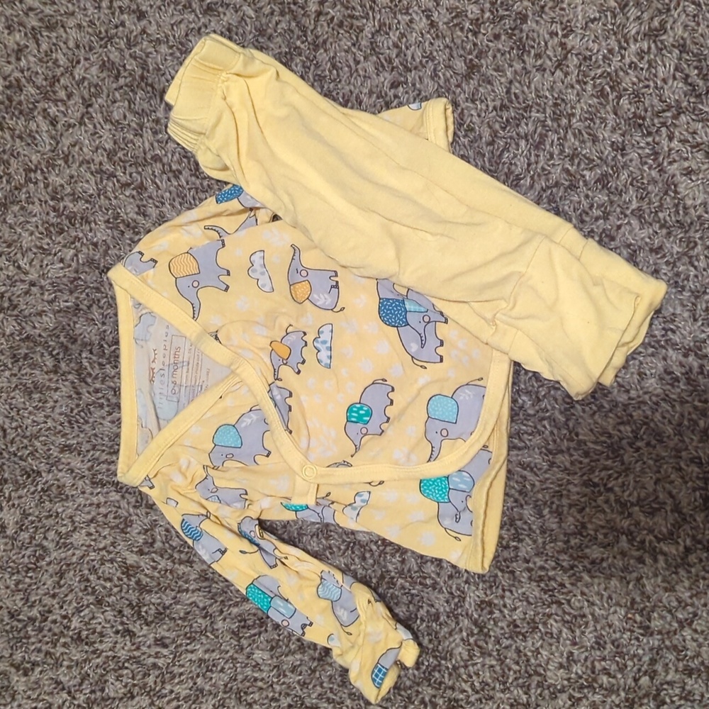 Little Sleepies Yellow Elephant 2 piece pajama set in the size 0-3 month.